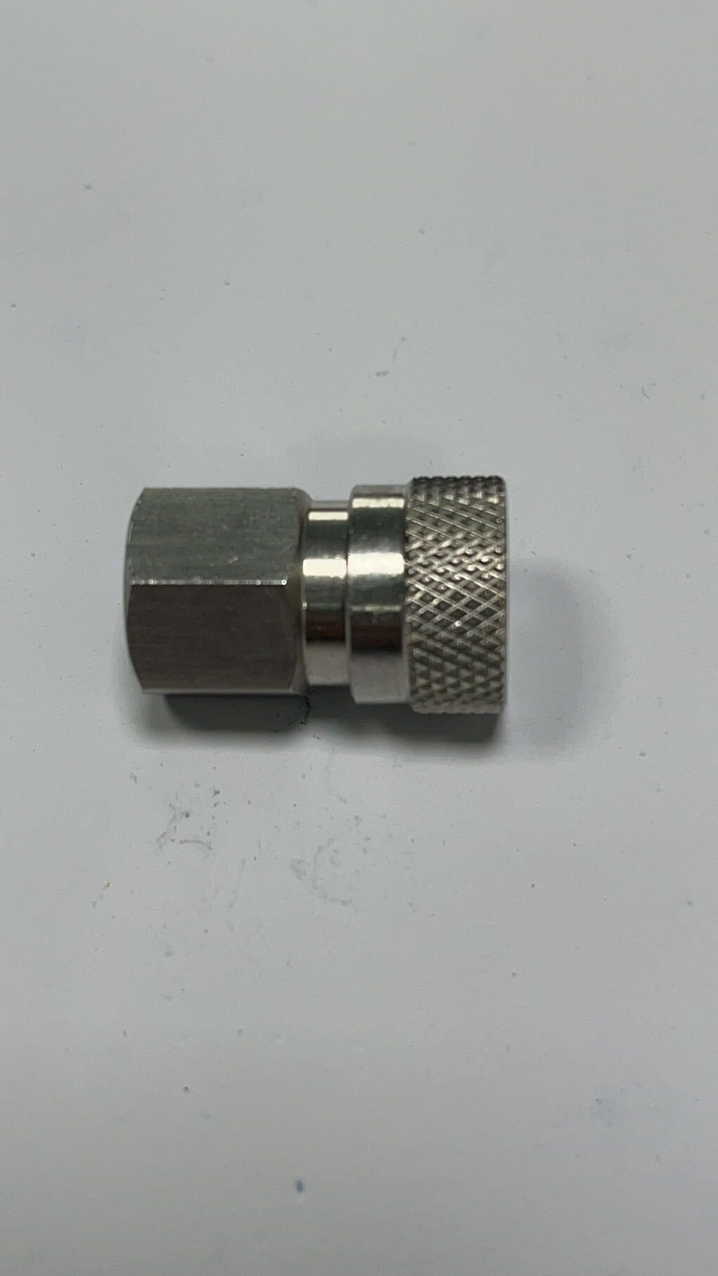 8MM快接头1/8NFT螺纹